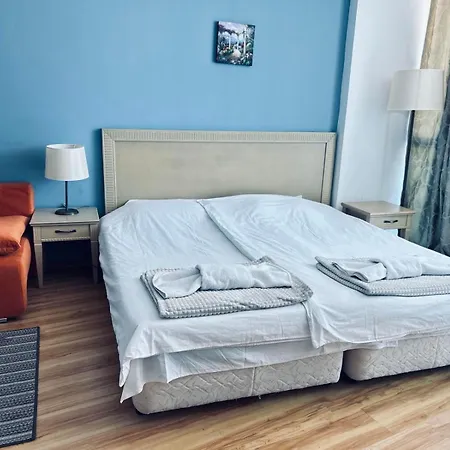 Apartament Near The Sea
